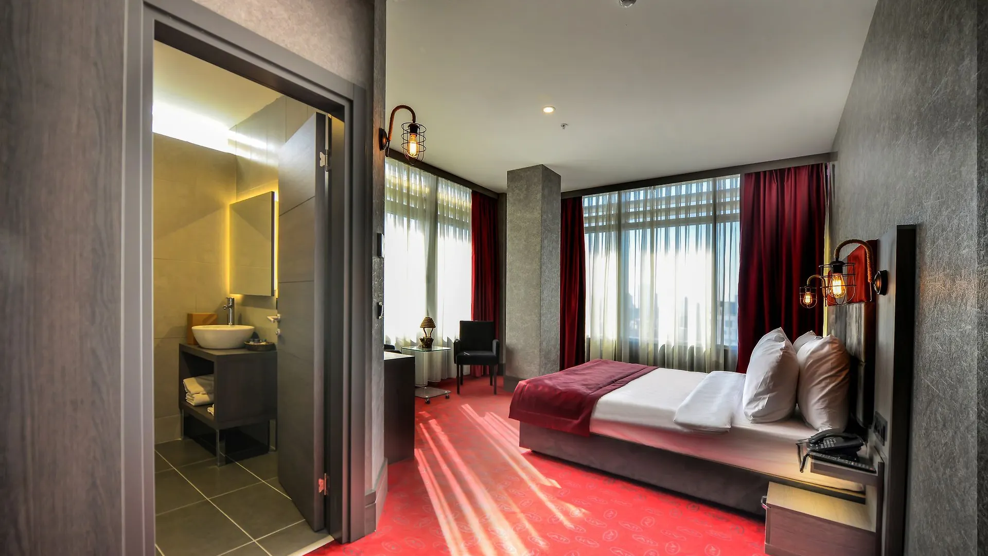 A11 Hotel Atasehir Стамбул